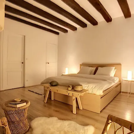 21 Rue Du Petit Soleil Apartment