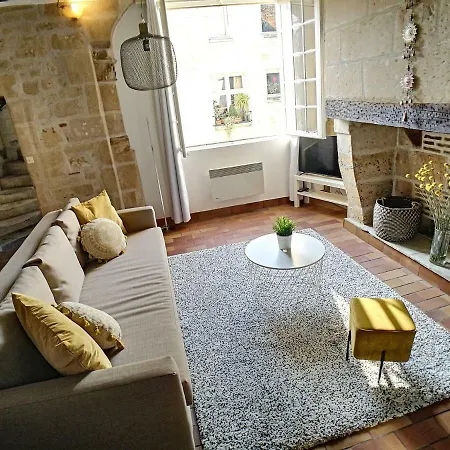 21 Rue Du Petit Soleil Apartment